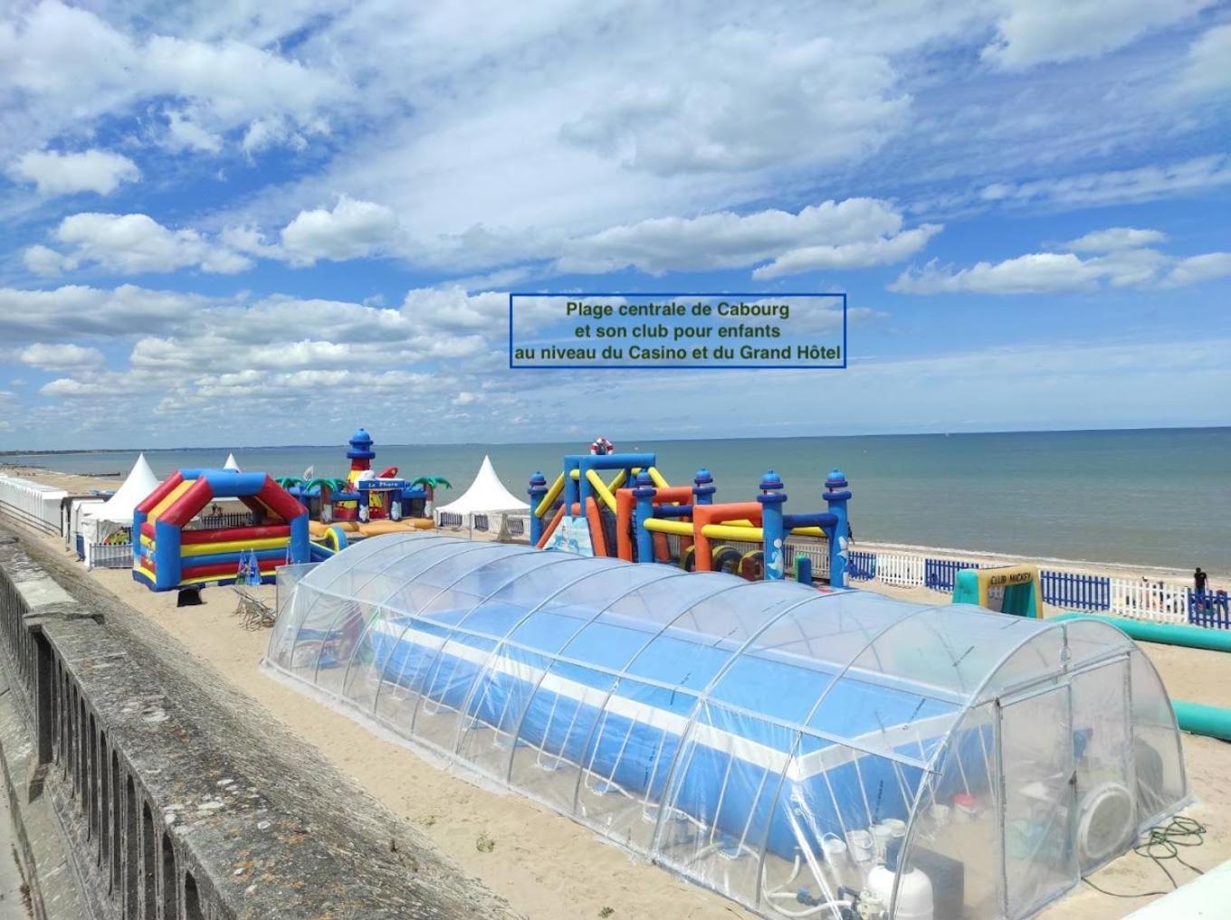 Cabourg, Appartement T2 Acces Direct Mer Extérieur photo